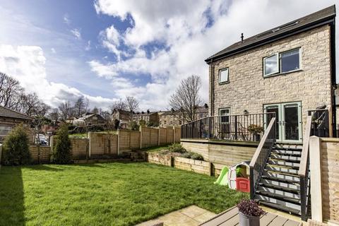 3 bedroom detached house for sale - 7 Cotton Tops Drive, Ripponden HX6 4FT