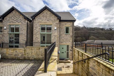 3 bedroom detached house for sale, 7 Cotton Tops Drive, Ripponden HX6 4FT