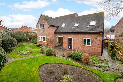 3 Carvers Croft, Much Wenlock, TF13 6PJ