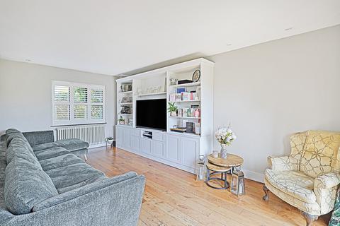 3 Allnutts Road, Epping, CM16 7BD