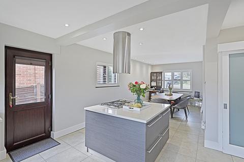 3 Allnutts Road, Epping, CM16 7BD