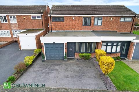 3 bedroom semi-detached house for sale, The Springs, Turnford