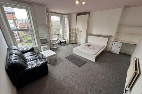 1 bedroom property to rent - The Elms, Dingle, L8