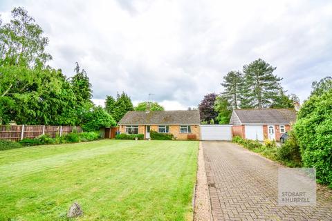 3 bedroom detached bungalow for sale, Summer Drive, Norwich NR12