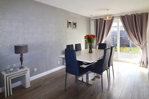 3 bedroom end of terrace house for sale, Hillview Place, Broxburn