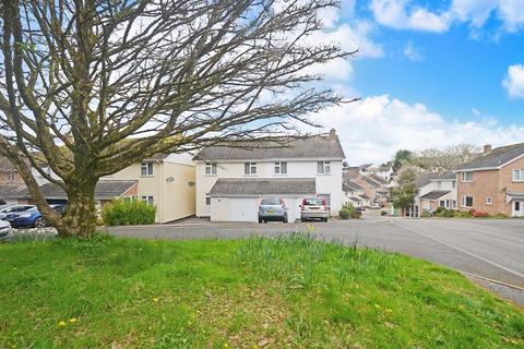 15 Chirgwin Road, Truro, TR1 1TS