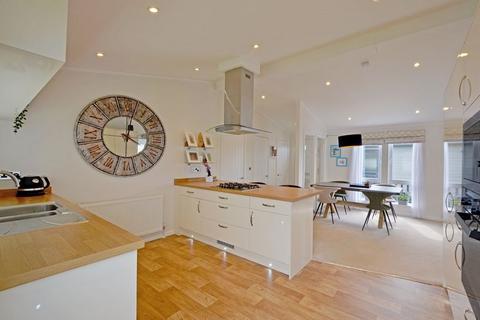 2 bedroom lodge for sale, Newquay TR8