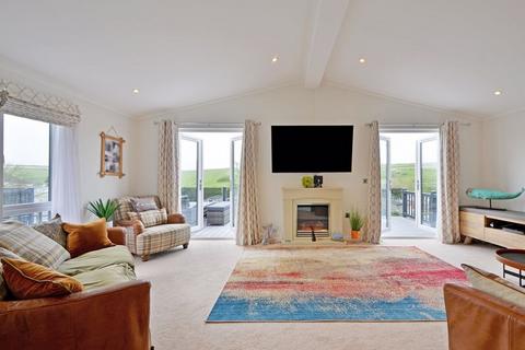 2 bedroom lodge for sale, Newquay TR8