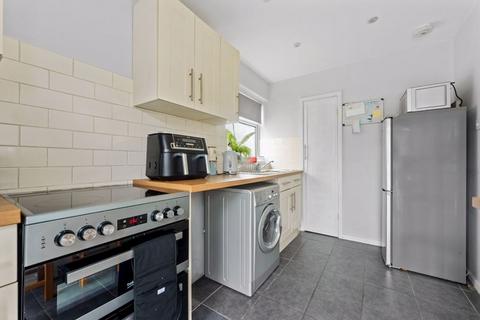 Flat 2, 19 Hampton Road, Worcester Park, KT4 8EU