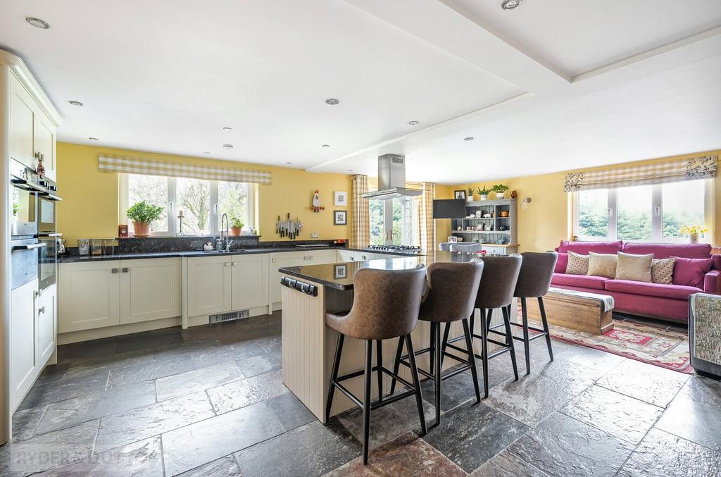 Kitchen/Breakfast