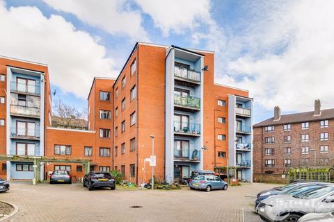 29 Cypress Close, London, E5 8RB