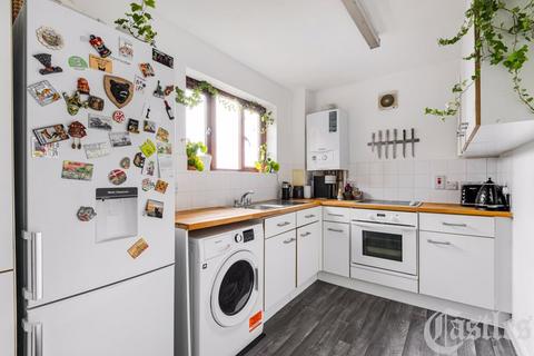 29 Cypress Close, London, E5 8RB