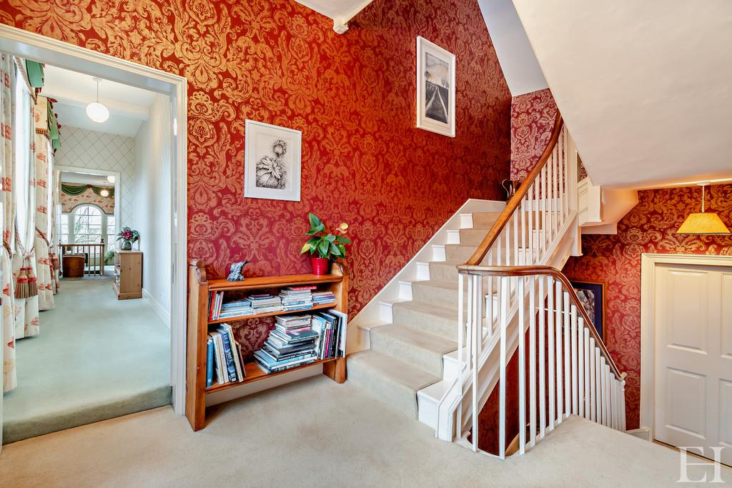 8585483-interiorwm49-800