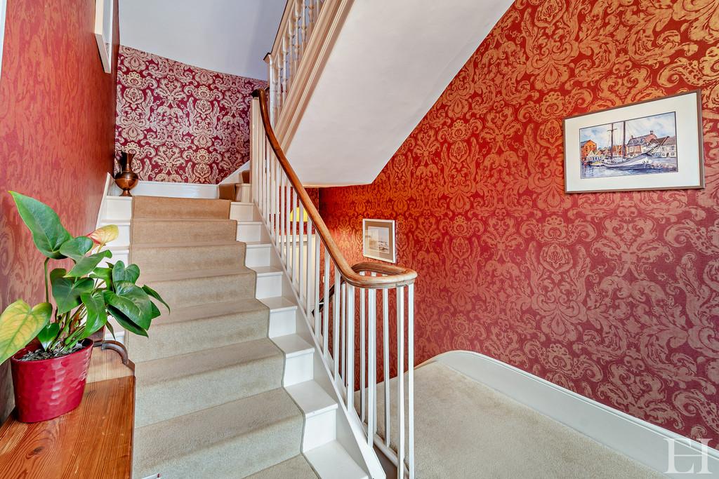 8585483-interiorwm57-800