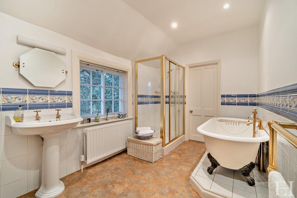 8585483-interiorwm58-800