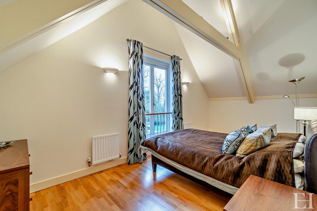 8585483-interiorwm65-800