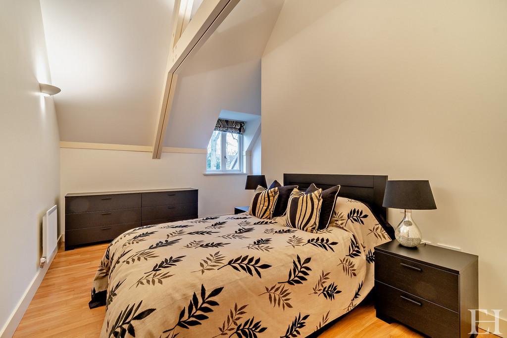 8585483-interiorwm66-800