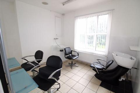 Property to rent, Hairdressers Salon, High Street, Pentre Broughton