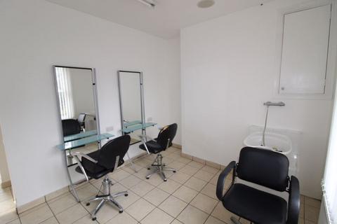 Property to rent, Hairdressers Salon, High Street, Pentre Broughton