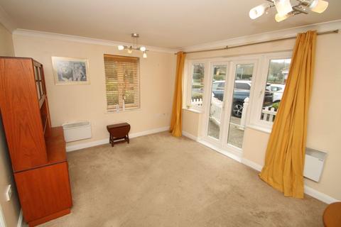 2 bedroom apartment for sale - London Road, High Wycombe HP10