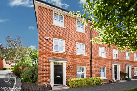 4 bedroom townhouse for sale, Swallowtail Glade, Stanway, Colchester