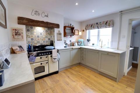 3 bedroom cottage for sale - Wood Eaton Road, Stafford ST20
