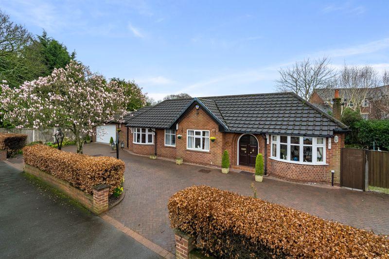 Spencer Road, Wigan WN1 3 bed detached bungalow for sale £550,000
