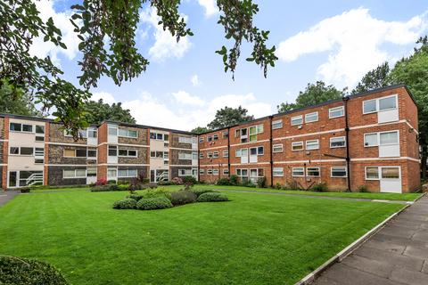 28 Grove Court, Leeds, LS6 4AE