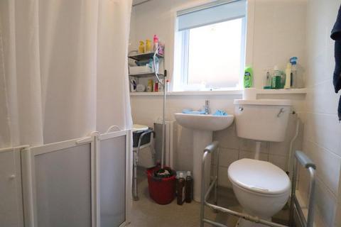 2 bedroom maisonette for sale, Mullion Close, Stopsley, Luton, Bedfordshire, LU2 7XF