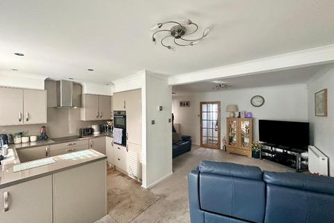 3 bedroom semi-detached house for sale - Severn Close, Flitwick, Bedfordshire, MK45 1SJ