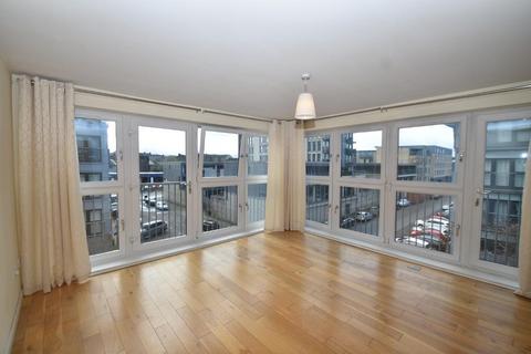 2 bedroom flat for sale, Barrland Street, Glasgow, G41 1AJ