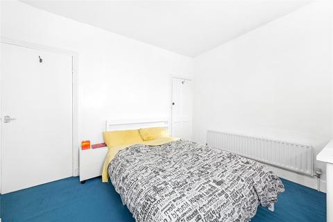 2 bedroom terraced house for sale, Lakehall Road, Thornton Heath, CR7