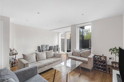 undefined, Kings Avenue, London, SW4