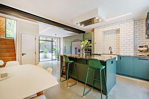 89 Cadogan Terrace, London, E9 5HP