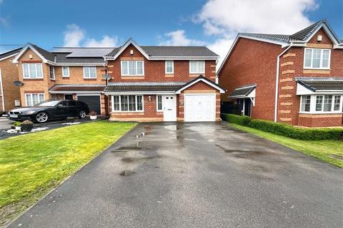 4 bedroom detached house for sale, Pigeon Bridge Way, Aston, Sheffield, S26 2GX