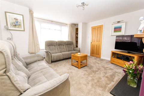 20 Cartmel Drive, Dunstable, LU6 3PT