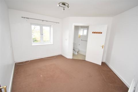 2 bedroom apartment to rent, Morgan Close, Luton, Bedfordshire, LU4