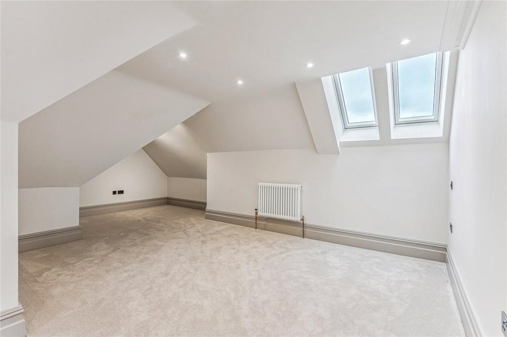 Top Floor - Bed 4