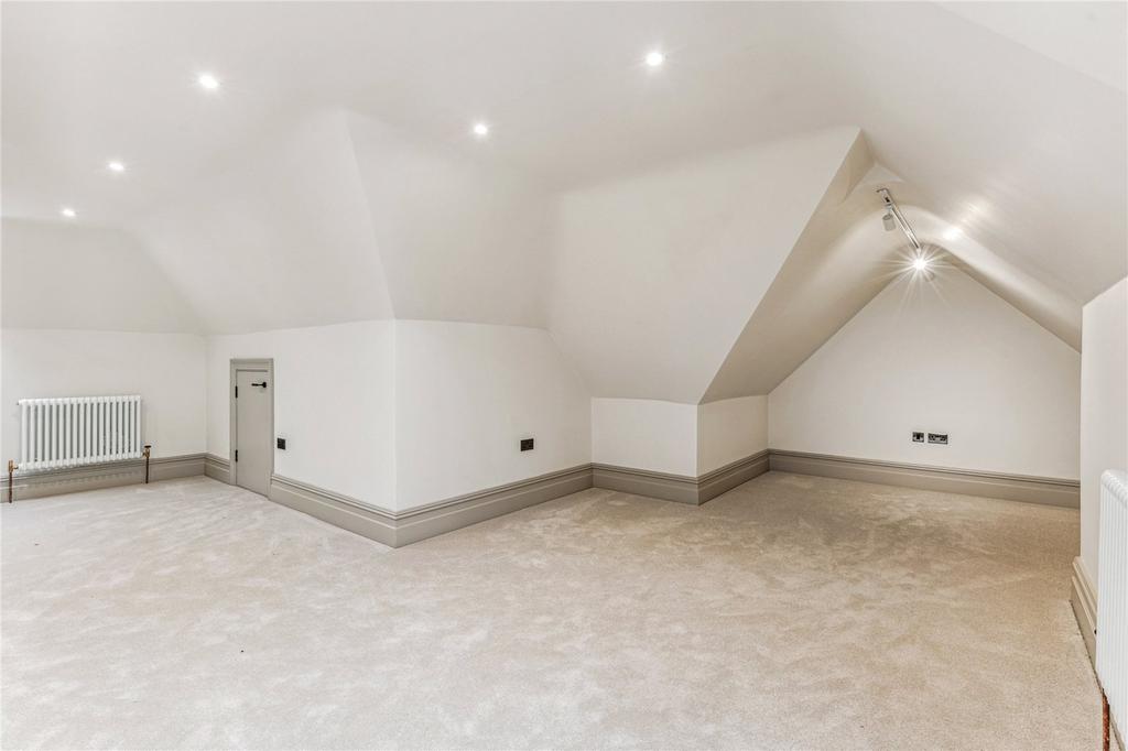Top Floor - Bed 4