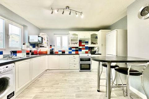 95 Fern Way, Ilfracombe, EX34 8JS