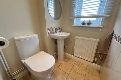 Briallen, 3 Bont Estate, Llanon, SY23 5LT