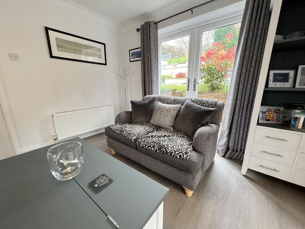 Spacious Sitting Room