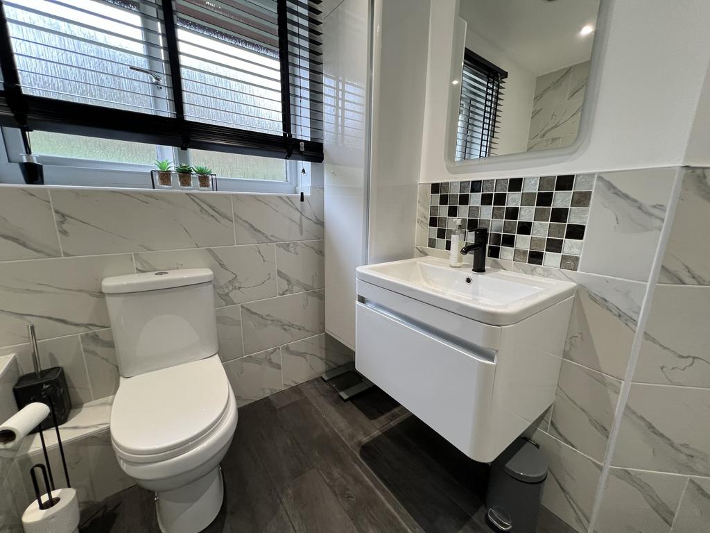 Modern Bathroom