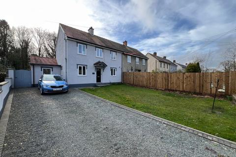 3 bedroom semi-detached house for sale, Waungilwen , Newcastle Emlyn, SA44