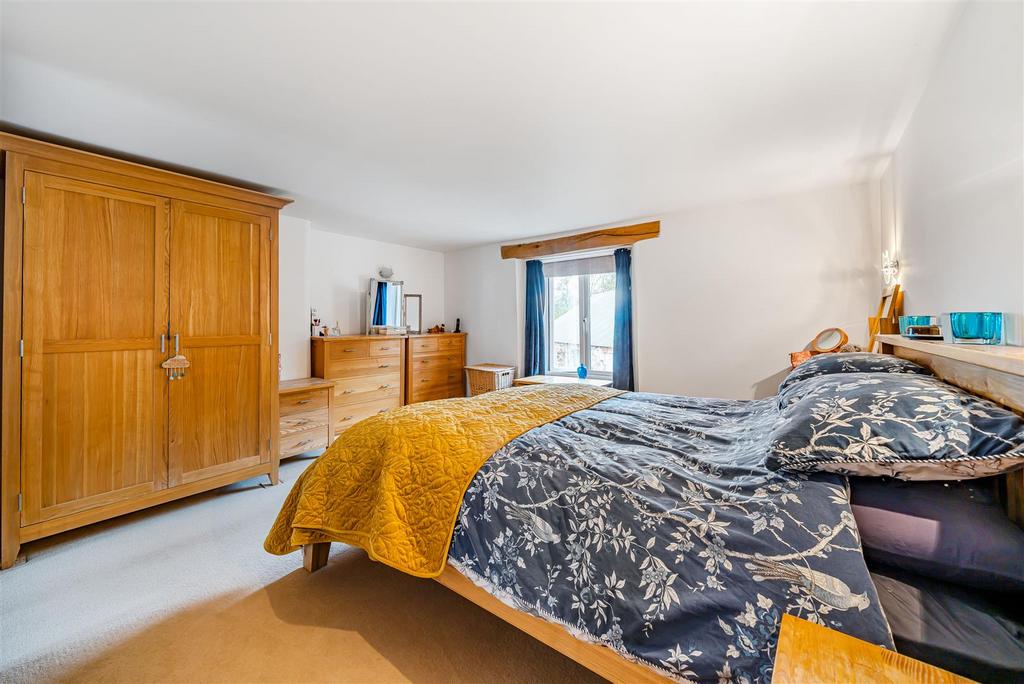 Fawns Bed 1.jpg