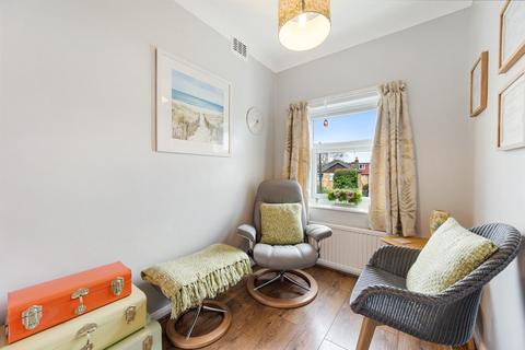 33 Buckstone Oval, Leeds, LS17 5HF