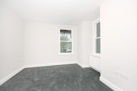 1 bedroom apartment to rent, Berrymead Gardens, W3
