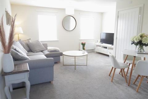 2 bedroom apartment for sale, Larkinson Avenue, Biggleswade SG18 0RF