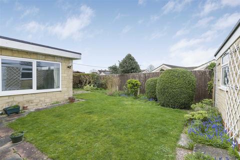 3 bedroom detached bungalow for sale, Cromwell Close, Chalgrove, Oxford