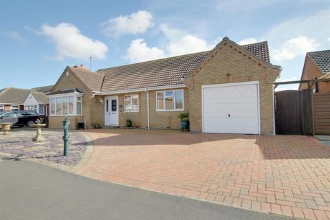 3 bedroom detached bungalow for sale, Walkington Way, Sandilands LN12